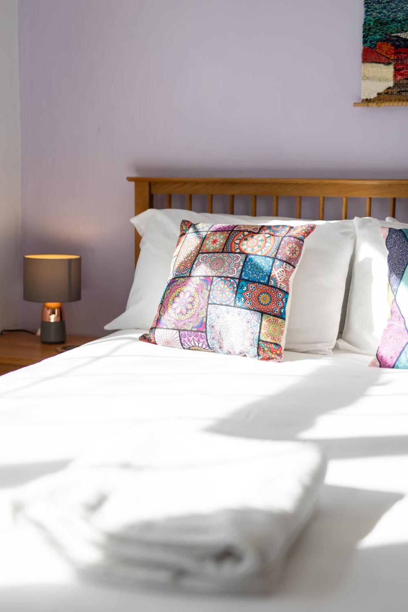 Oak House In Mid Wales With Log Burner By Seren Short Stays Макънтлет Екстериор снимка