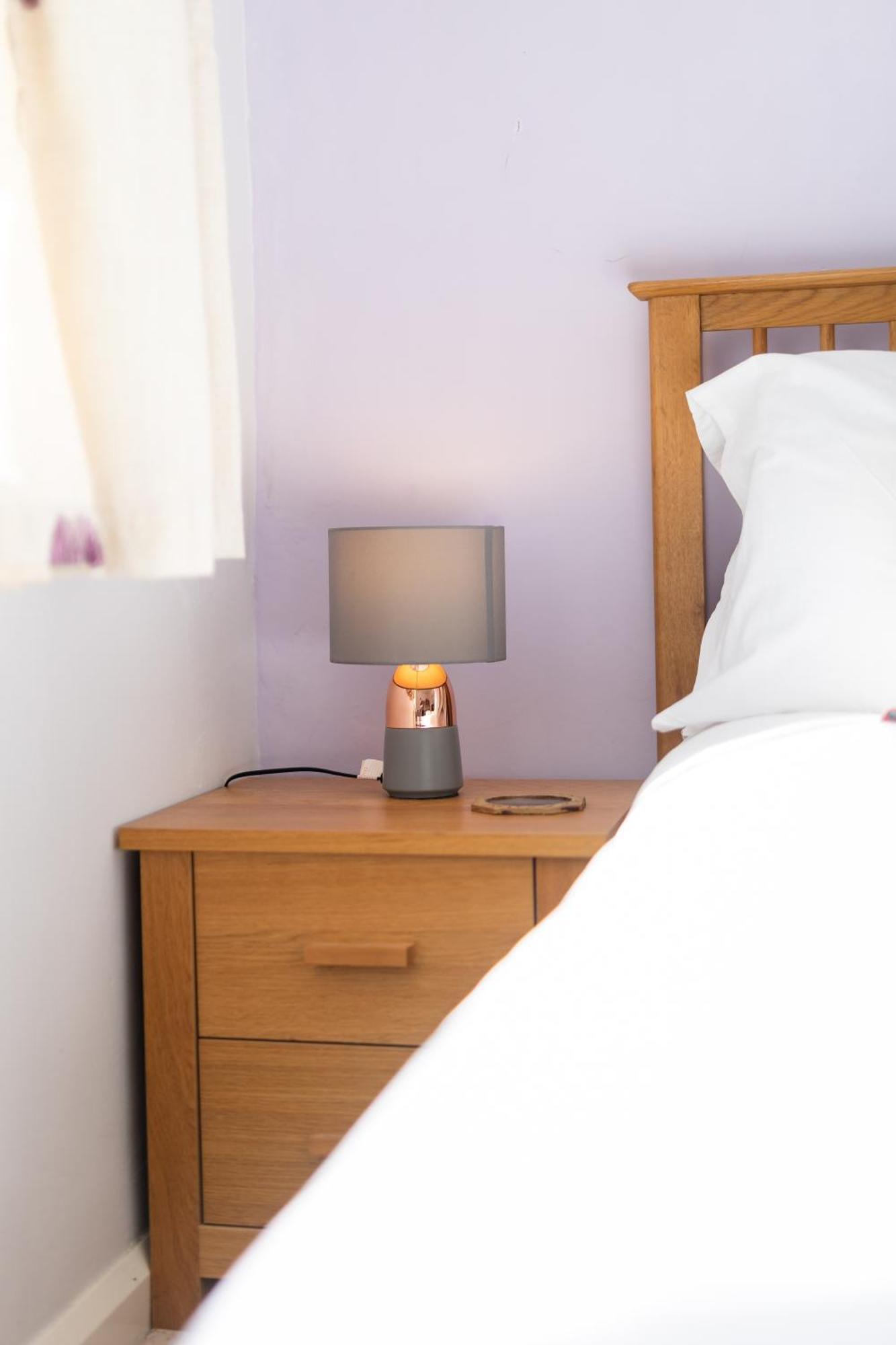 Oak House In Mid Wales With Log Burner By Seren Short Stays Макънтлет Екстериор снимка